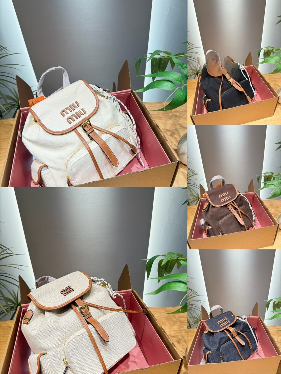 Miu Miu Handbag 331