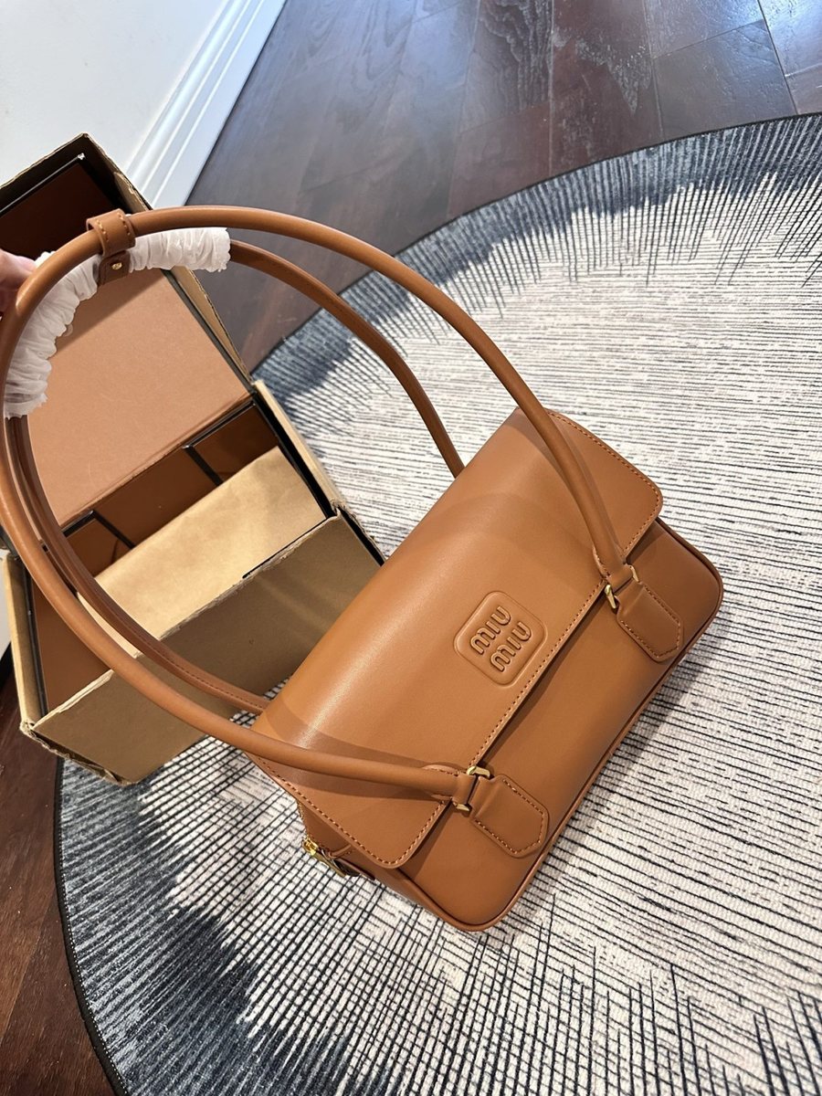 Miu Miu Handbag 347