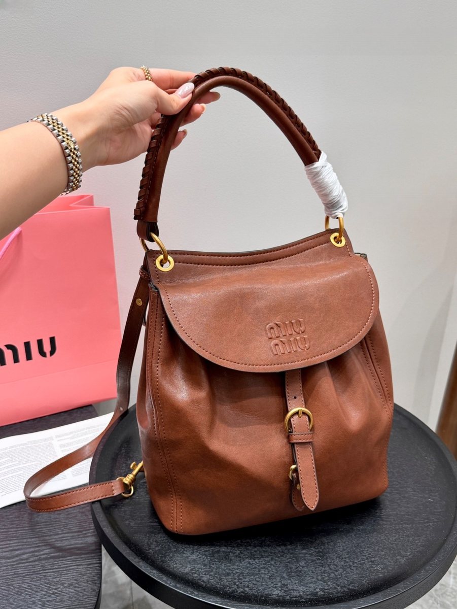 Miu Miu Handbag 386