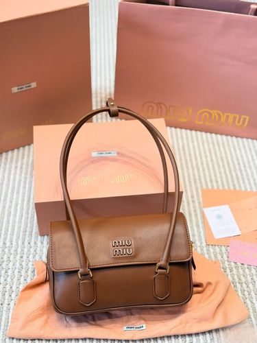 Miu Miu Handbag 400