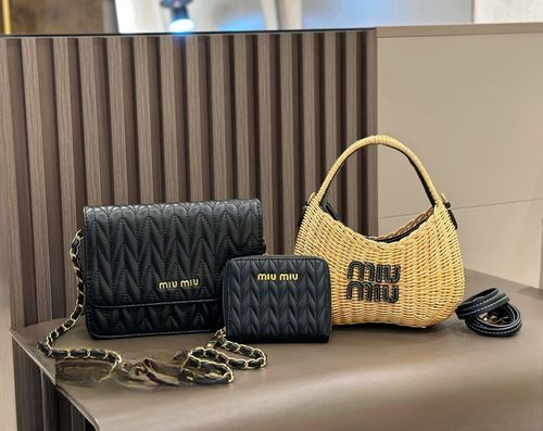 Miu Miu Handbag 407