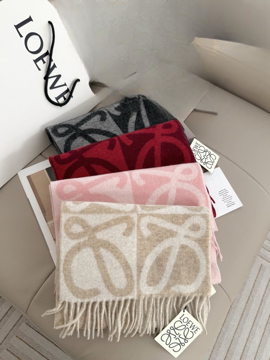 Scarf 024