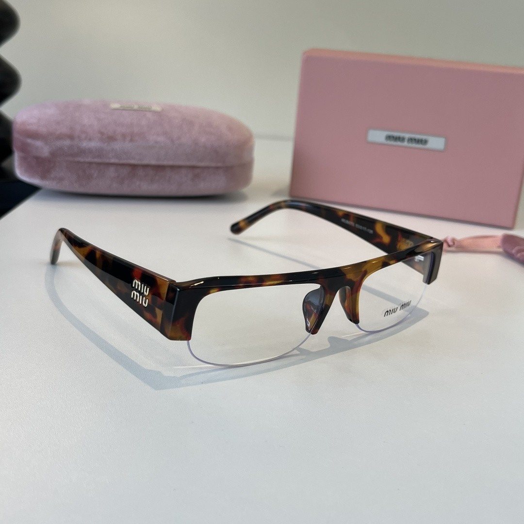 Sunglasses 002