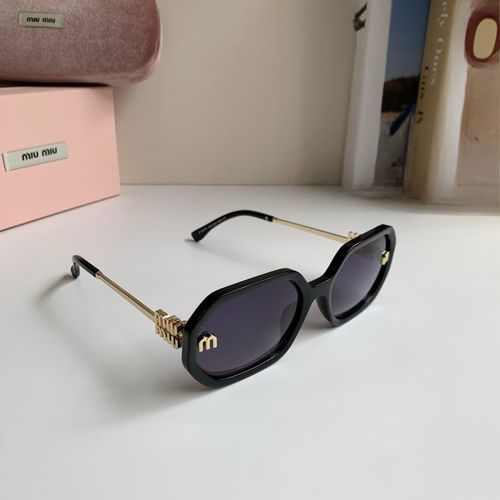 Sunglasses 004