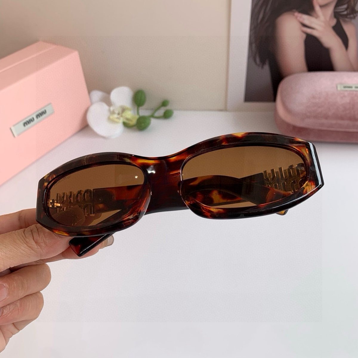 Sunglasses 008