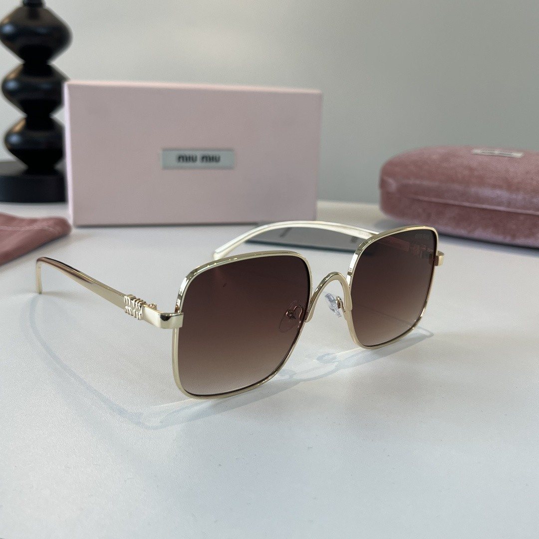 Sunglasses 022