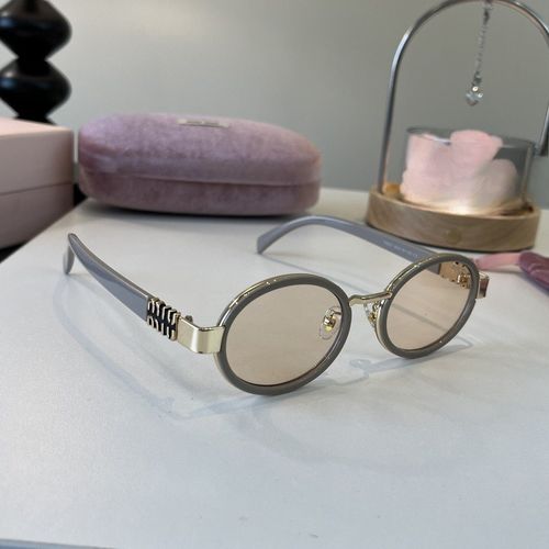 Sunglasses 042