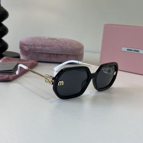 Sunglasses 050