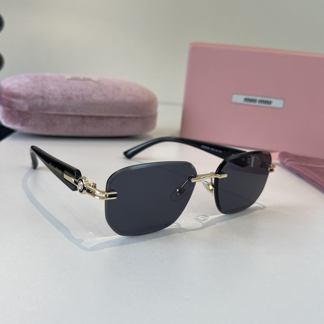 Sunglasses 065