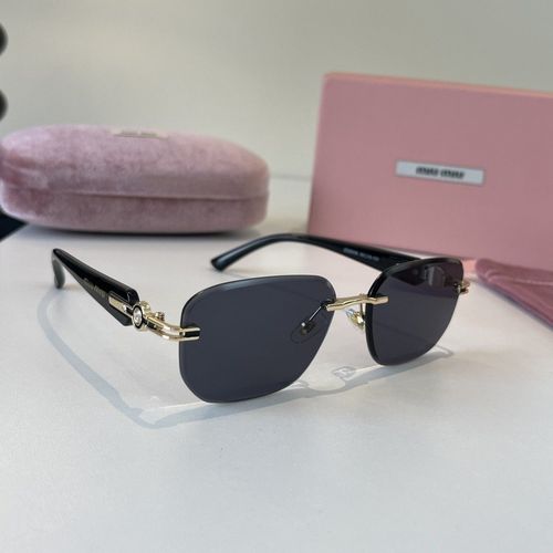 Sunglasses 065
