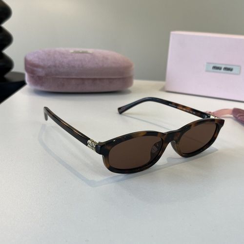 Sunglasses 067