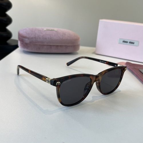 Sunglasses 071