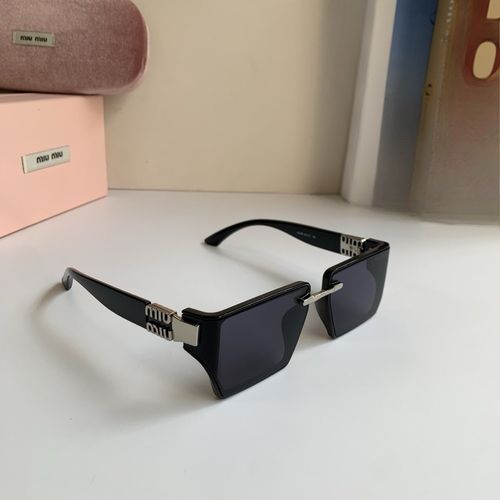 Sunglasses 081