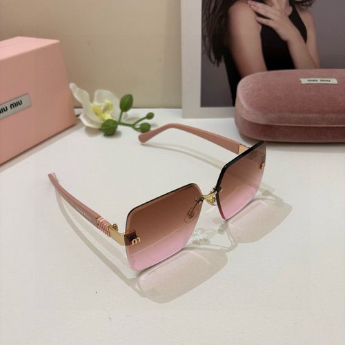 Sunglasses 090