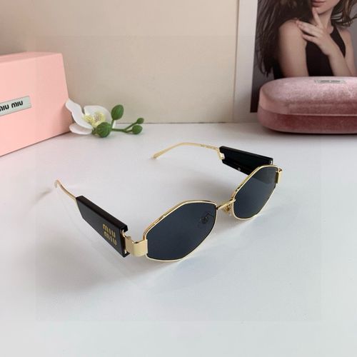 Sunglasses 097