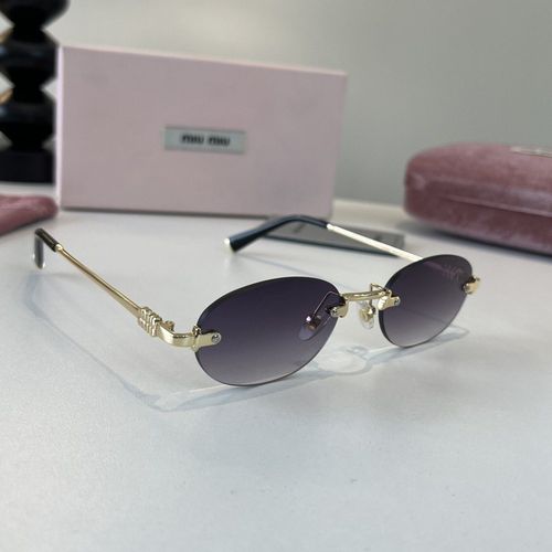 Sunglasses 105