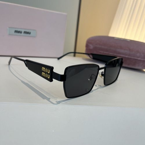 Sunglasses 160