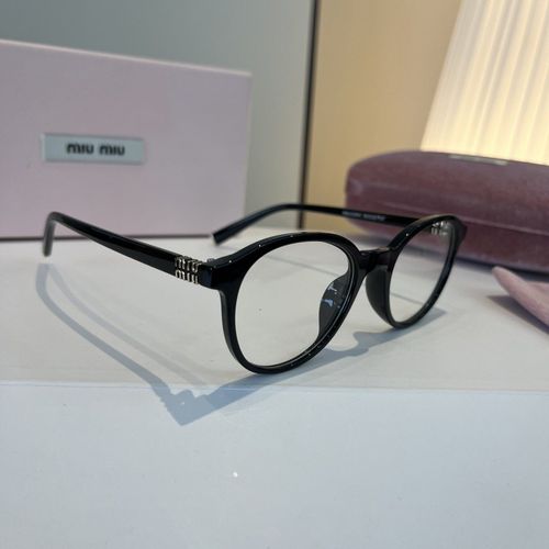 Sunglasses 161