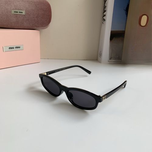 Sunglasses 179