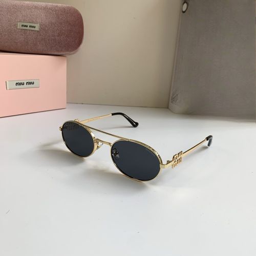 Sunglasses 181