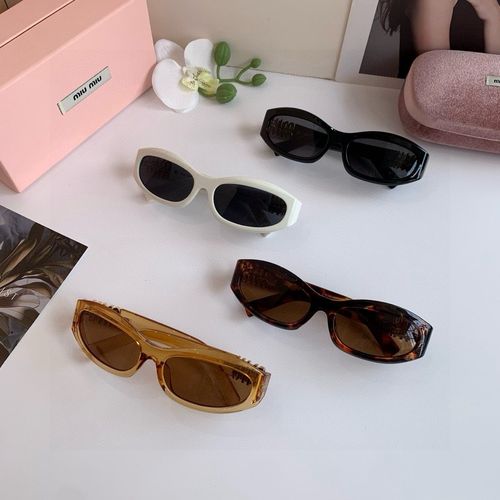 Sunglasses 195