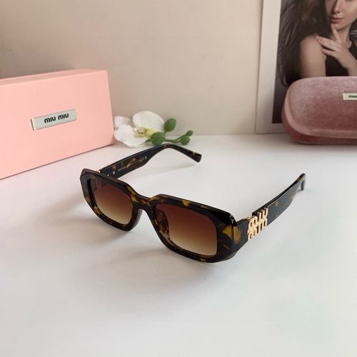 Sunglasses 198
