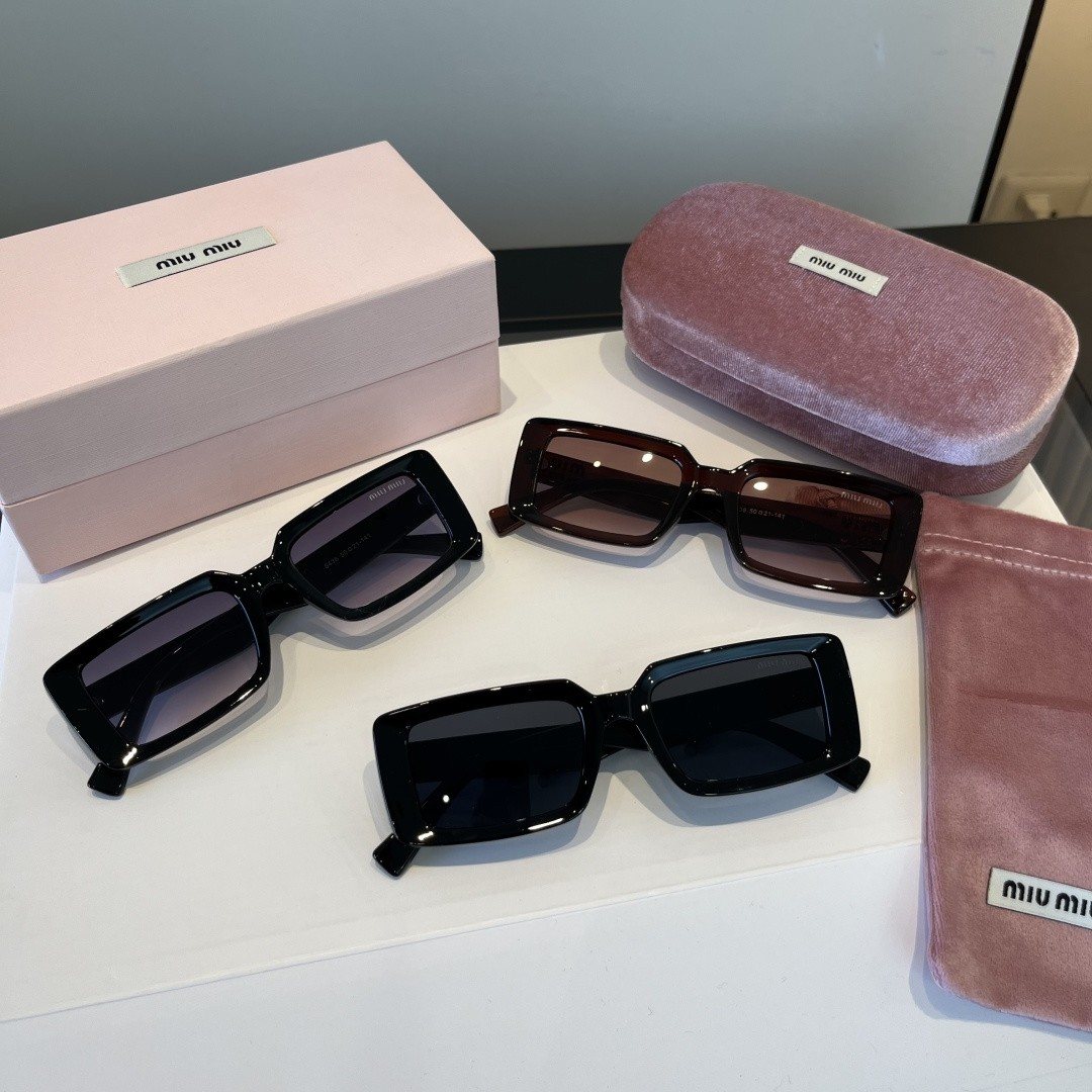 Sunglasses 203