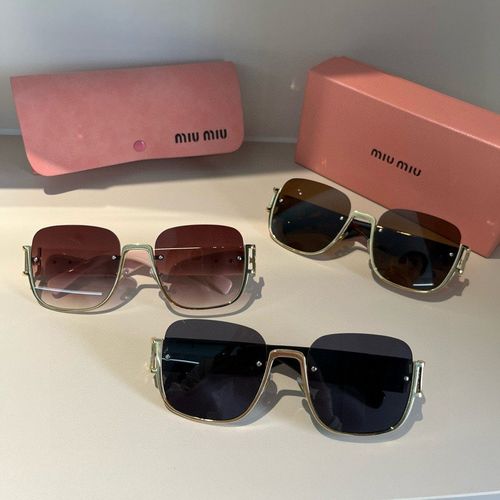 Sunglasses 208