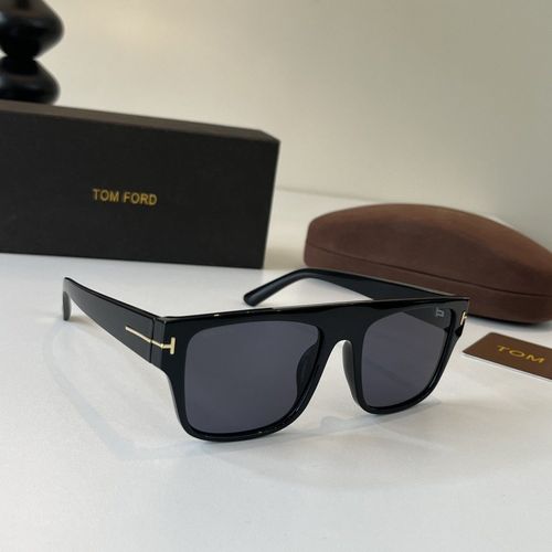 Sunglasses 220