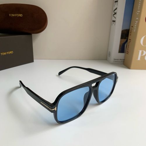 Sunglasses 233