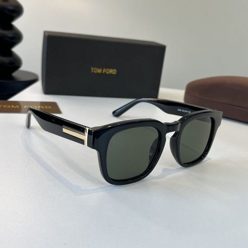 Sunglasses 252