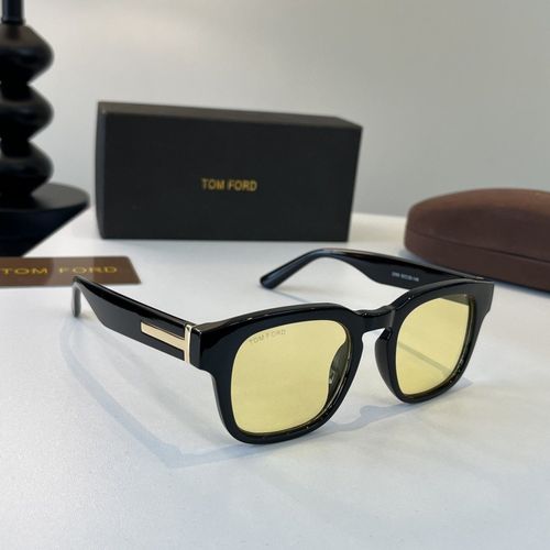 Sunglasses 253