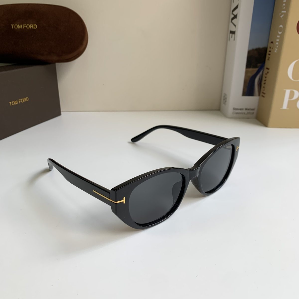 Sunglasses 262