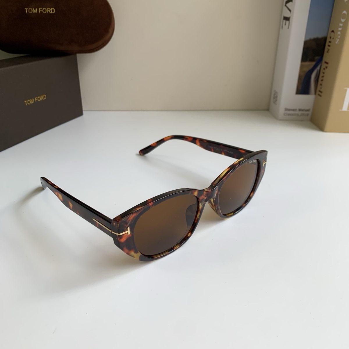Sunglasses 265