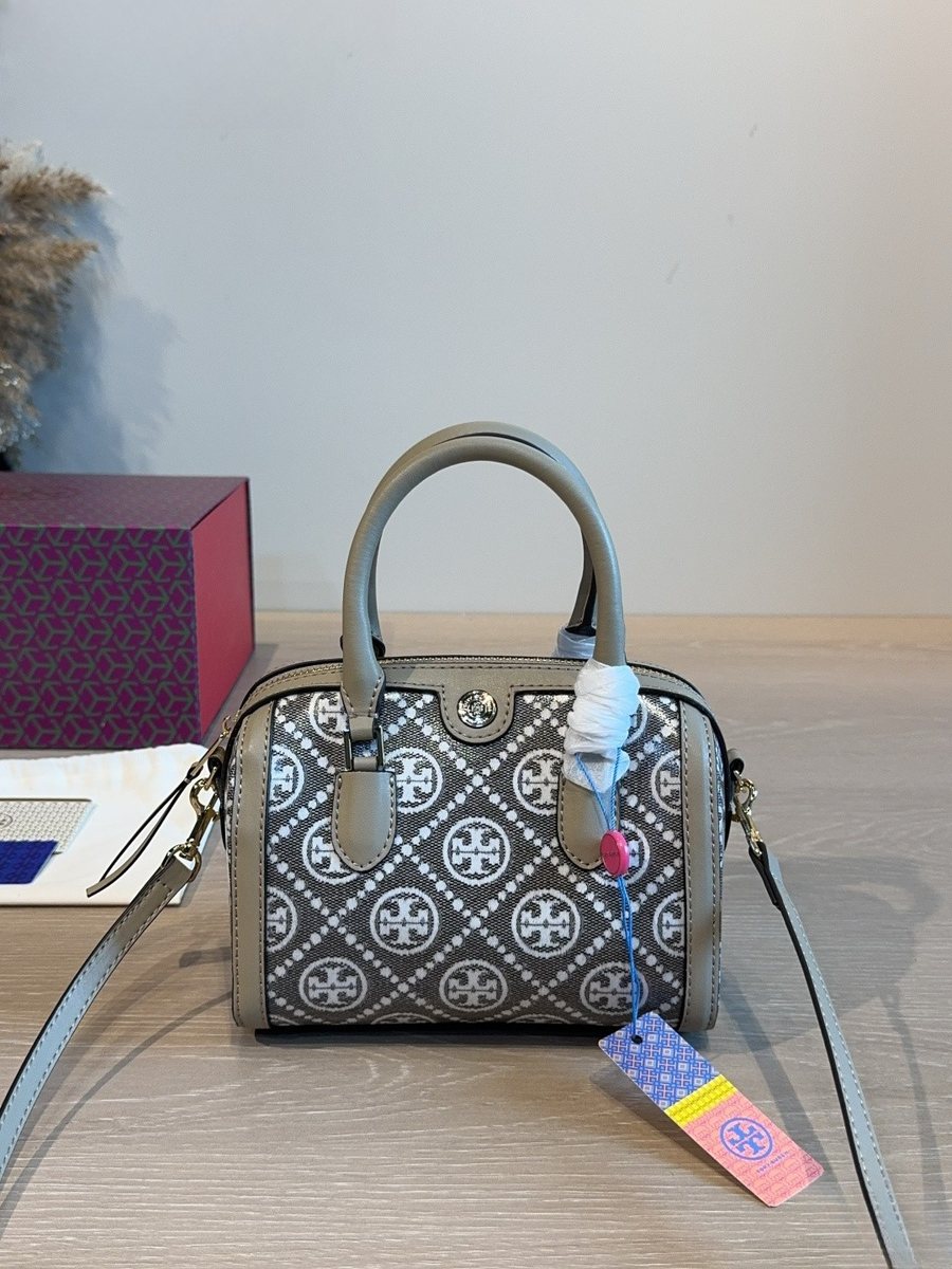 Tory Burch Handbag 022