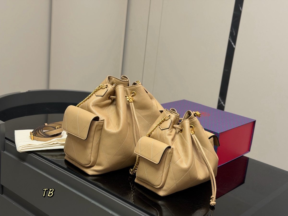 Tory Burch Handbag 049