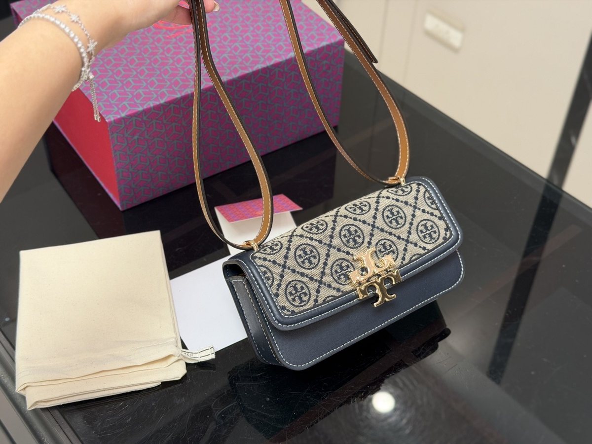 Tory Burch Handbag 051