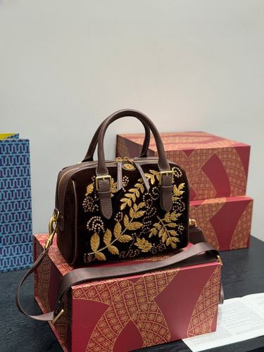 Tory Burch Handbag 056