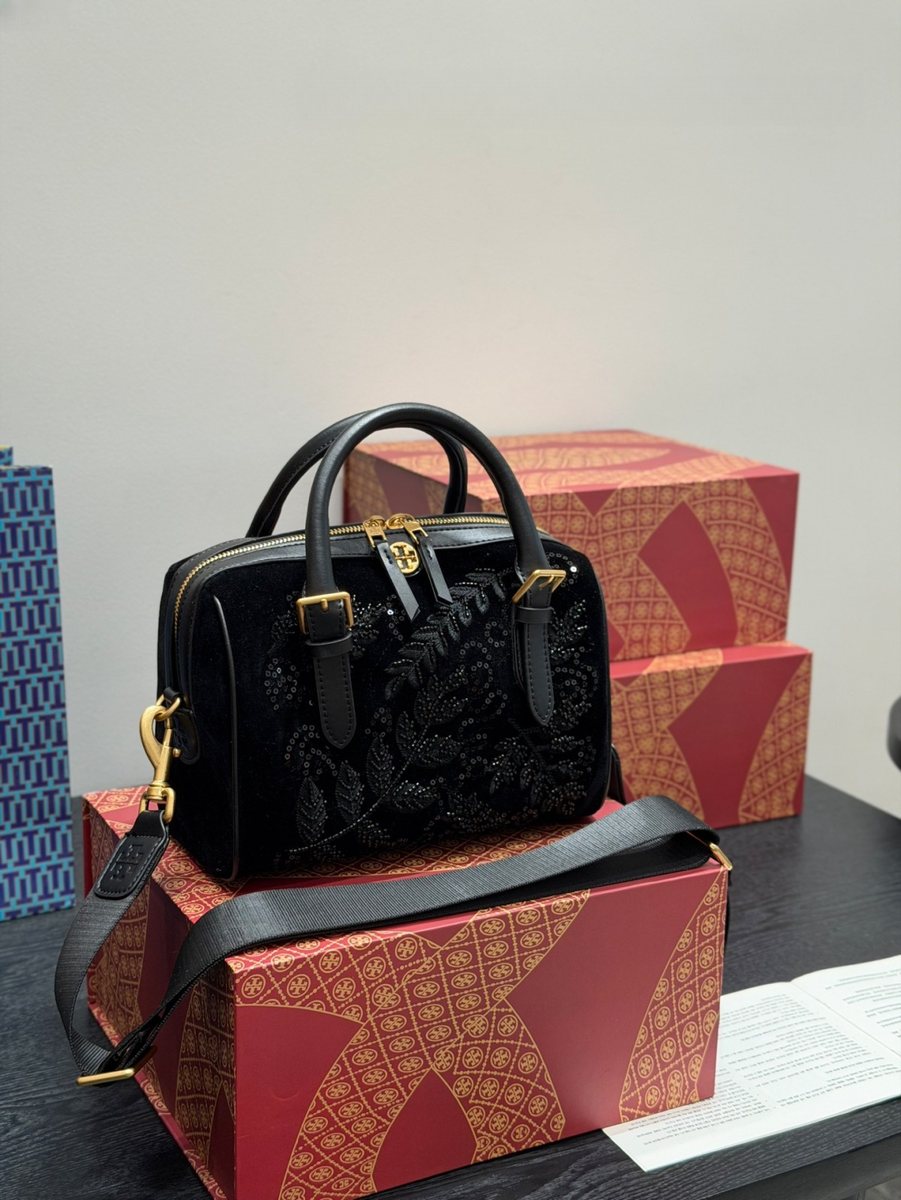 Tory Burch Handbag 057