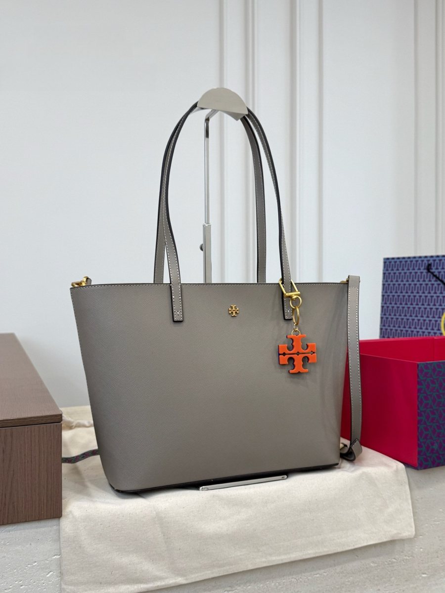 Tory Burch Handbag 062