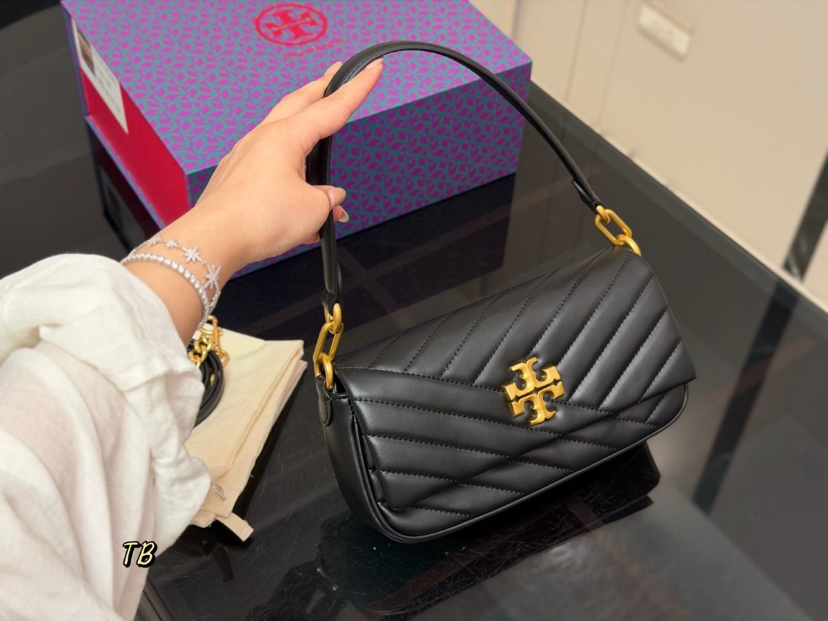 Tory Burch Handbag 094