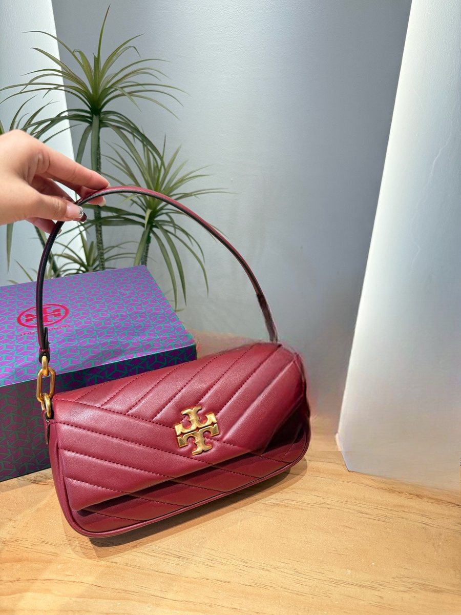 Tory Burch Handbag 106