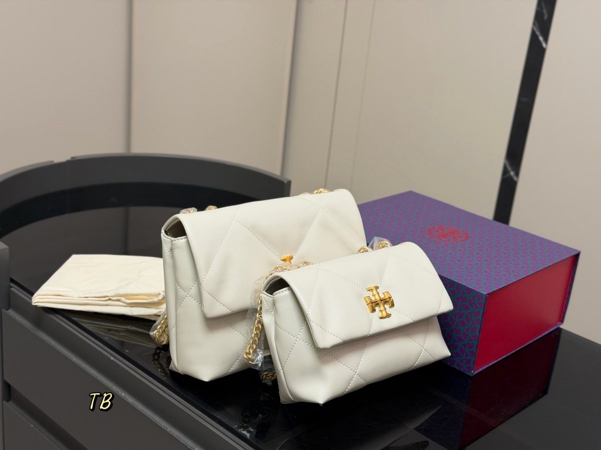 Tory Burch Handbag 117