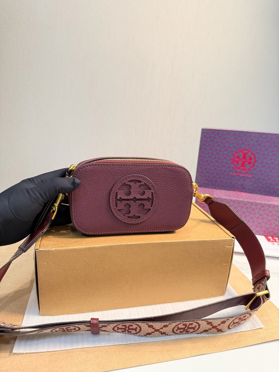 Tory Burch Handbag 135