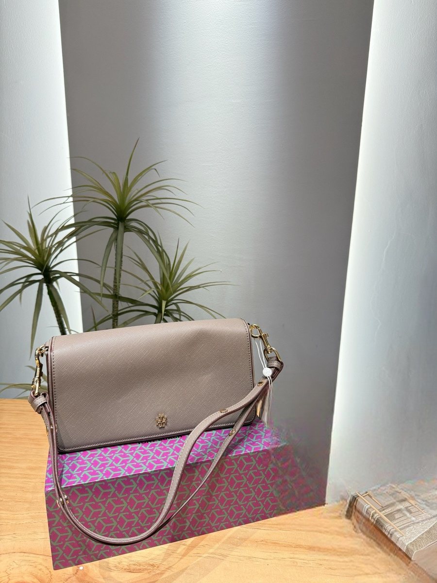 Tory Burch Handbag 147