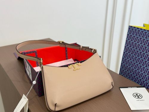 Tory Burch Handbag 154