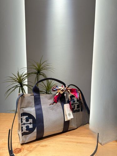 Tory Burch Handbag 181