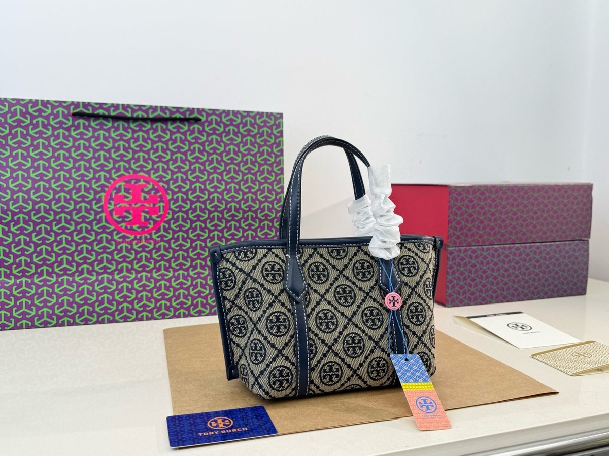 Tory Burch Handbag 221