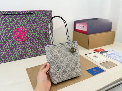 Tory Burch Handbag 230