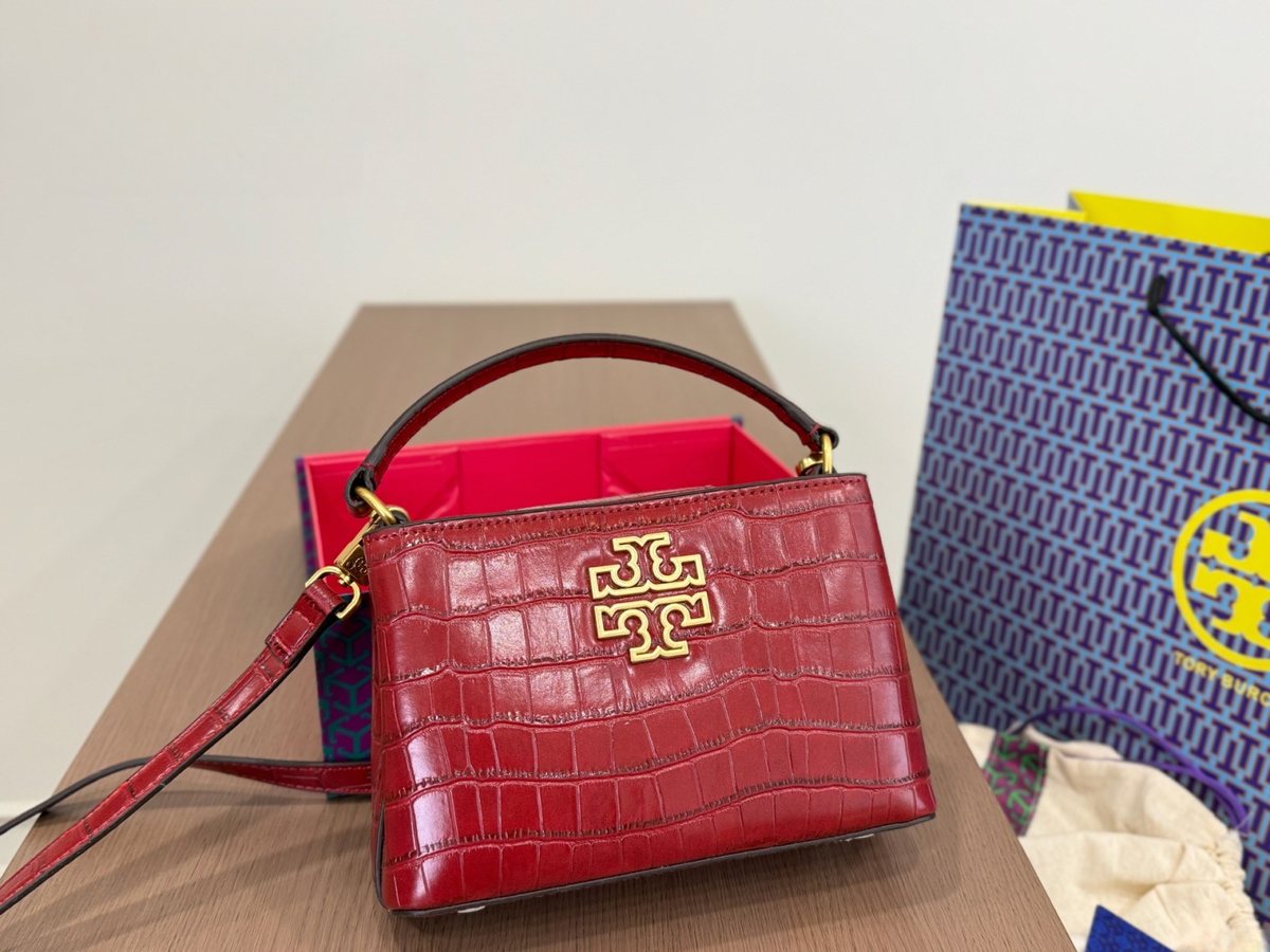 Tory Burch Handbag 240